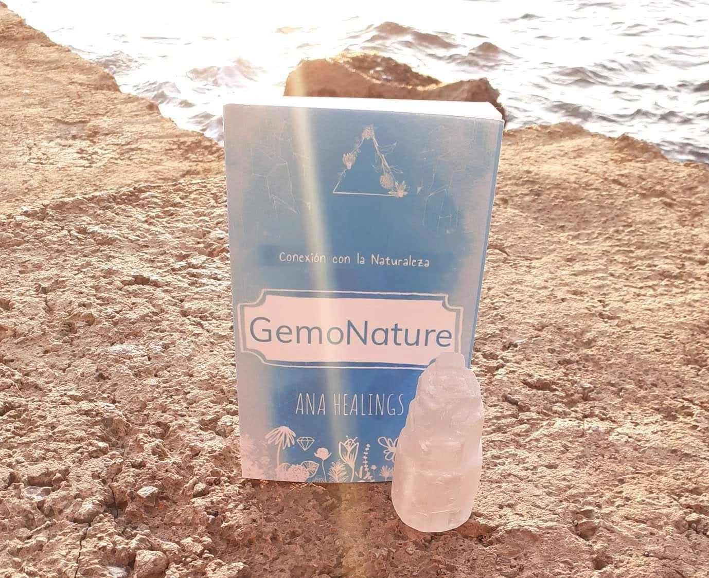 GemoNature book and crystal